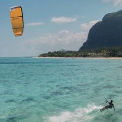 Ozone Zephyr V8 Ultra-X 17m Lightwind Kite 16 Ozone Zephyr V8 Ultra-X 17m Lightwind Kite -Kite Boarding Shop 900 zephyr v8 ultra x a4