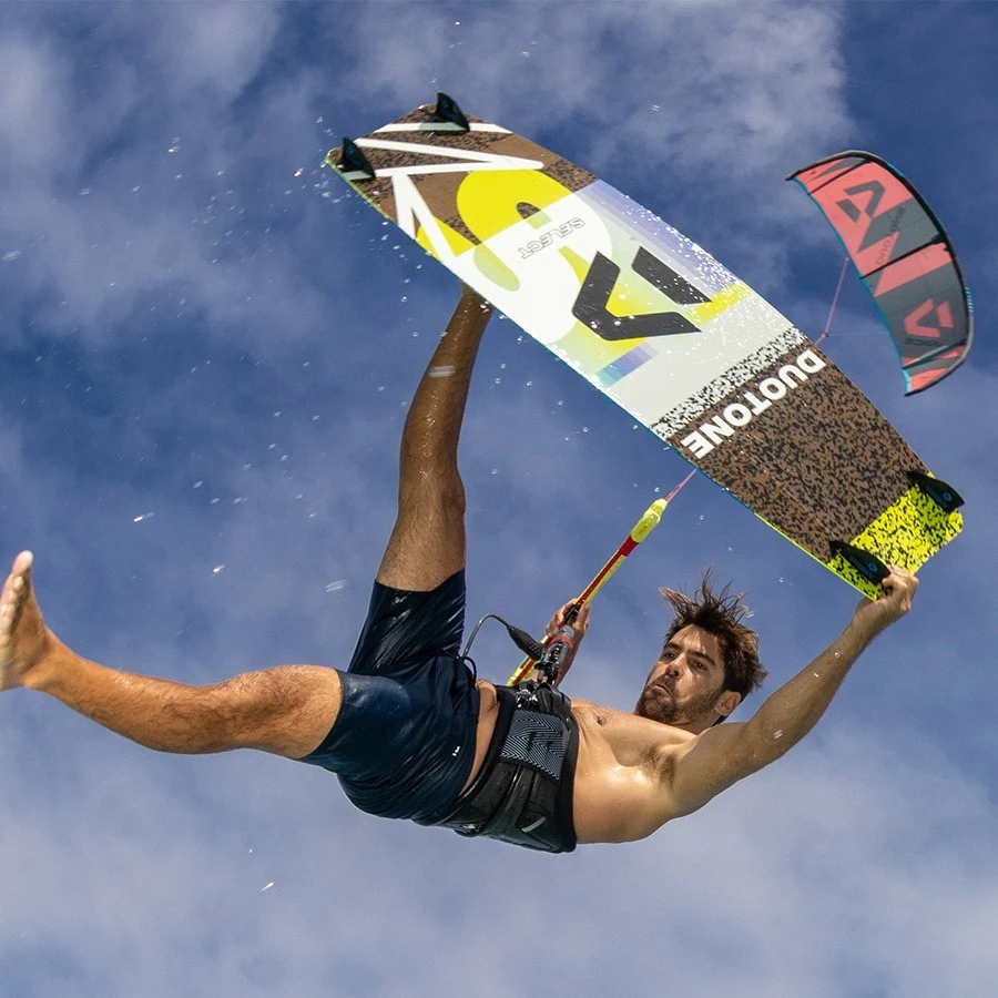 2024 Duotone Juice Freeride / Lightwind / Hydrofoil Kite 8 2024 Duotone Juice Freeride / Lightwind / Hydrofoil Kite - Image 8