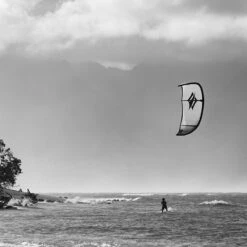 Naish 2025 Pivot LW - 17m Light Wind Freeride Kite - 25% Off -Kite Boarding Shop naish 2025 pivot lw 17m 8