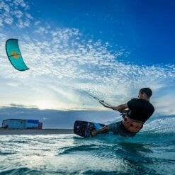 Slingshot Ghost V3 - 8m - Last One - 20% Off -Kite Boarding Shop slingshot ghost v3 6